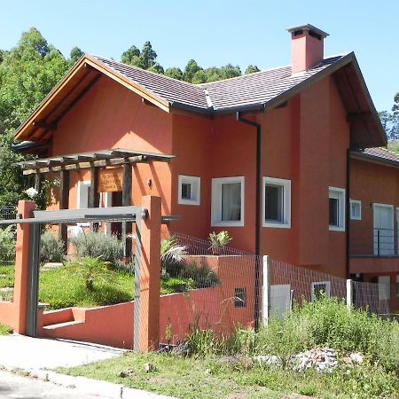 V Do Lago Negro - Casa Gramado Exterior photo